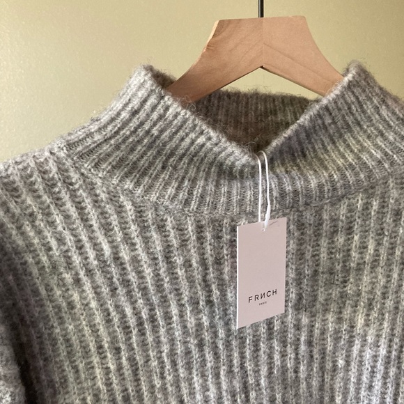 SOLD - NWT FRNCH Soft Oversized Long Sleeve Knit Grey Sweater - Picture 2 of 6